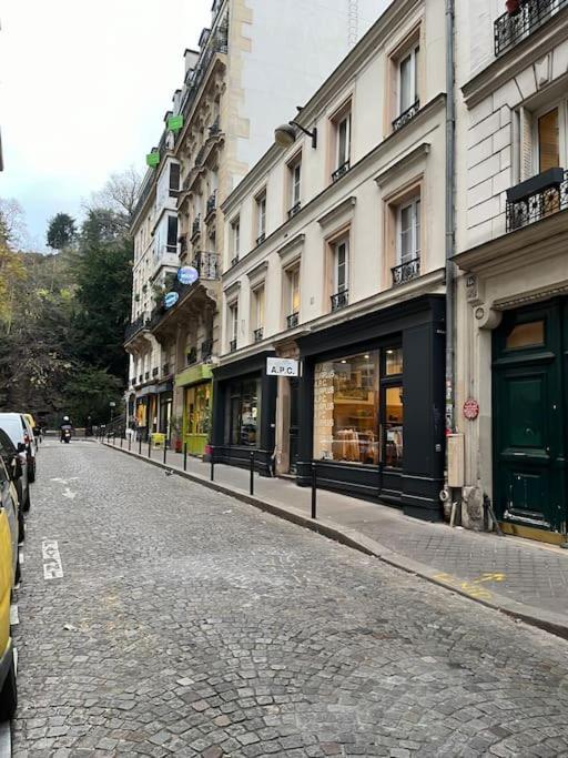 パリMontmartre Joli 2 Pieces Au Pied Du Sacre Coeurアパートメント エクステリア 写真