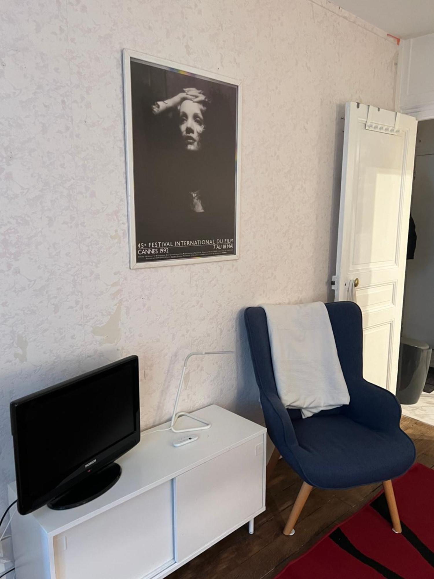 パリMontmartre Joli 2 Pieces Au Pied Du Sacre Coeurアパートメント エクステリア 写真