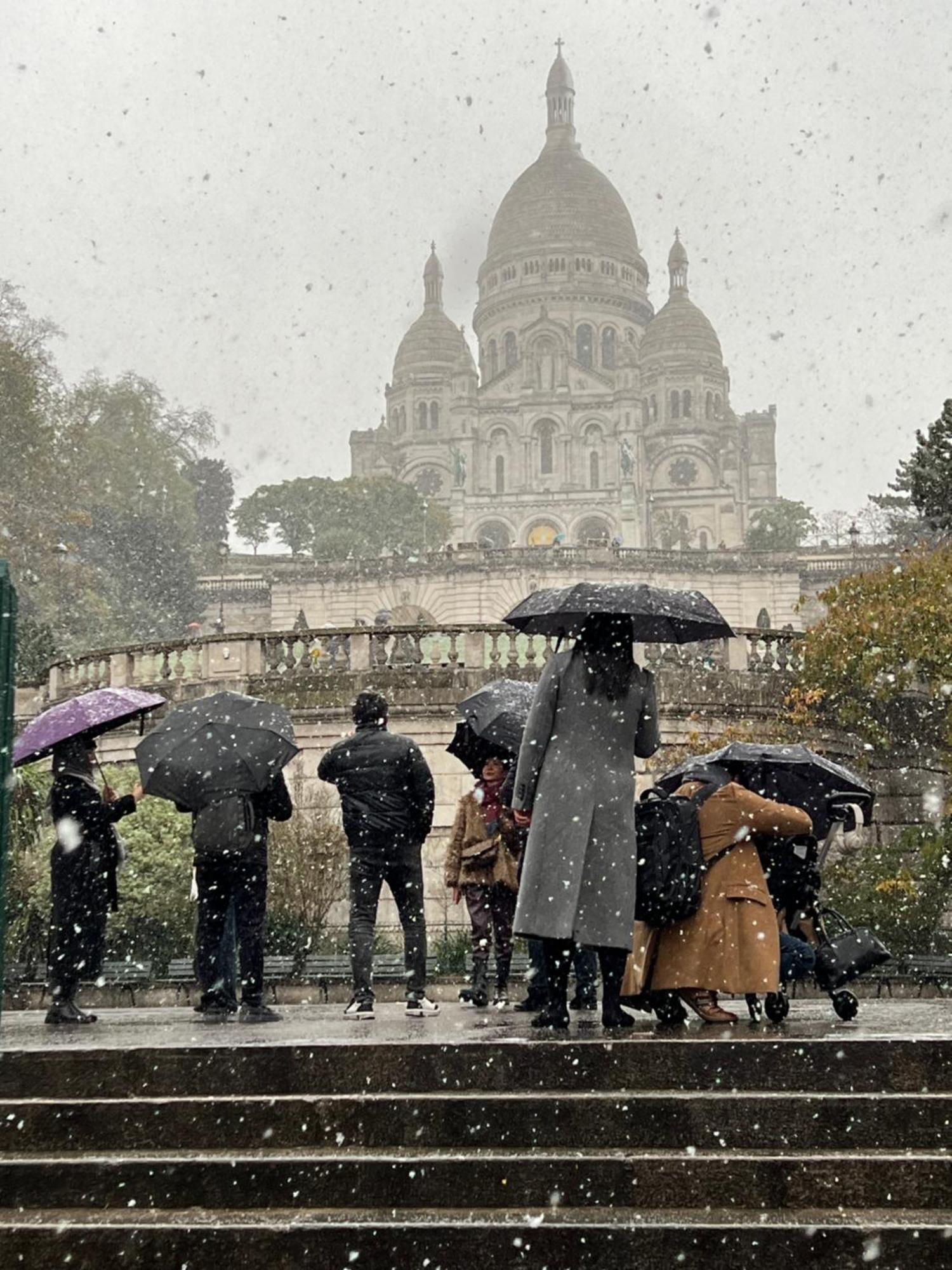 パリMontmartre Joli 2 Pieces Au Pied Du Sacre Coeurアパートメント エクステリア 写真